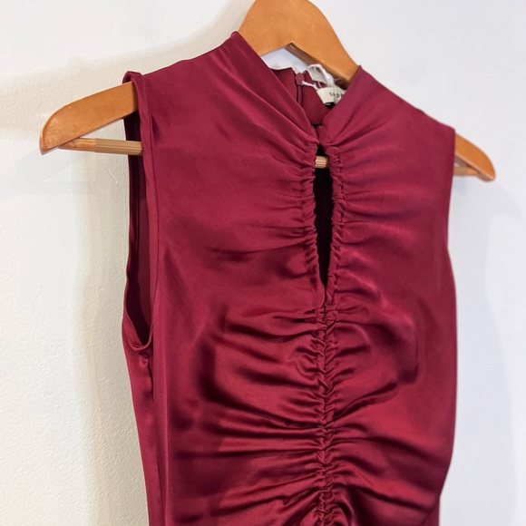 Titanic Ruched Dress - Picture 4 of 8